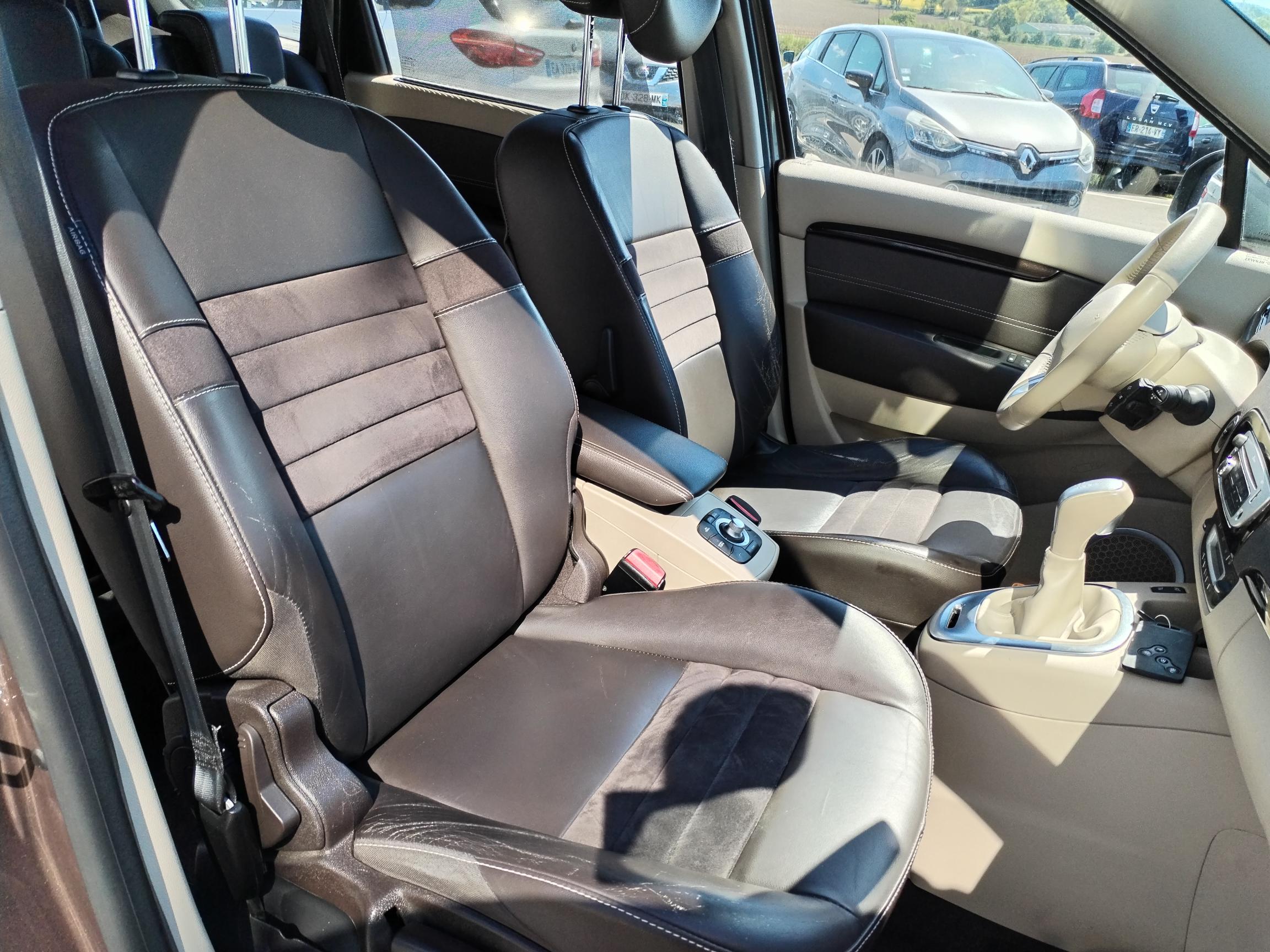 RENAULT  GRAND SCENIC III         